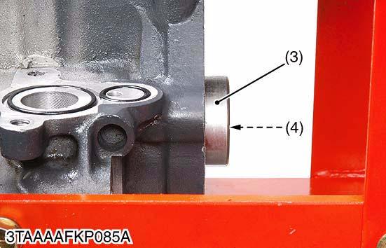 (When reassembling) Pull the 11T PTO select shaft with the bearing