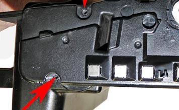 As with most cartridges these days there are no screws in the outside of the cartridge at all.