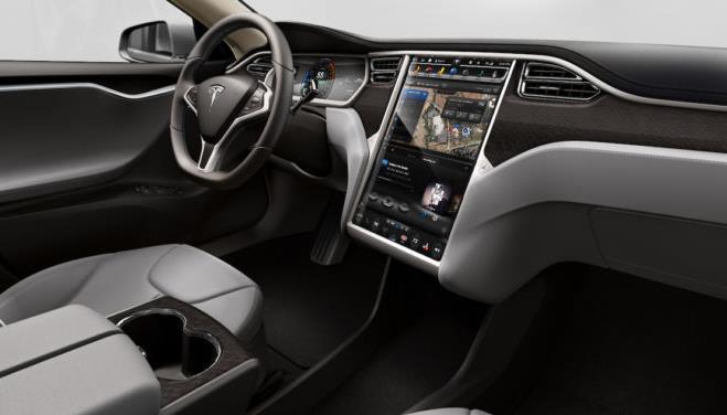 Range: 466 / 632km (NEDC) Tesla MODEL X