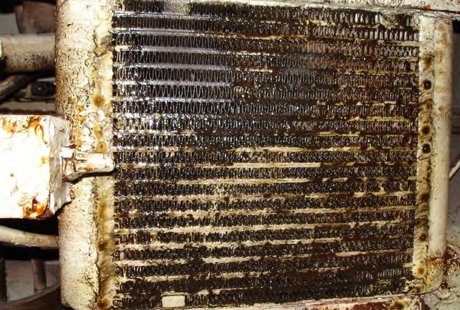 TYPICAL PROBLEMS WITH CONTROL SYSTEMS Hydraulic Oil Blocked oil cooler. Oil will over heat.