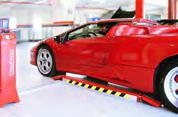 lengthwise adjustable for lifting a wide range of vehicles Maximum lifting height effective