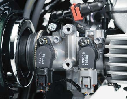 * ø34 mm throttle bodies are arranged to ensure a straight line from the airbox to the cylinders. Sub-throttles are used to ensure ideal engine response as well as reduce noise emissions.