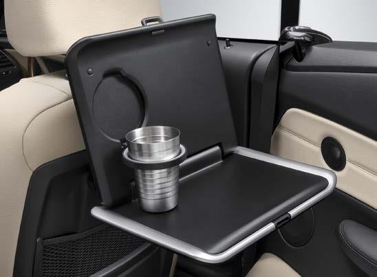 14 15 INTERIOR 03 01 1-4 Travel & Comfort system The Travel & Comfort system extends the vehicle s functionality.