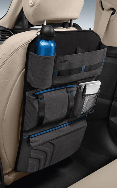 It can be fitted securely using either the separately available ISOFIX base or the