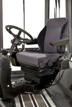 OUTSTANDING OPERATOR COMFORT We have equipped the machines with slideable and turnable seat and steering module for best ergonomics.