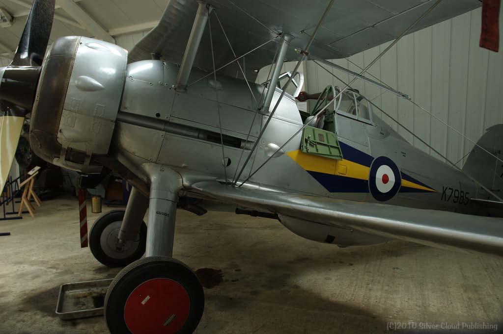HISTORY AND PERFORMANCE In the early 1930 s the Gloster Gauntlet biplane was revised to reduce drag and to improve performance.