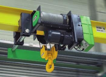 2 2 Extra short headroom trolley _ The STAHL STK 50 chain hoist with an S.W.L. of up to 5,000 kg.