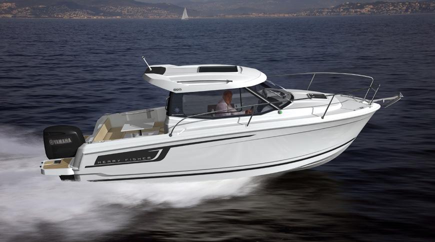 As for the outboard range, this will offer models from 15 to 28 feet in the sporting DAYBOAT and WEEKENDER segments.