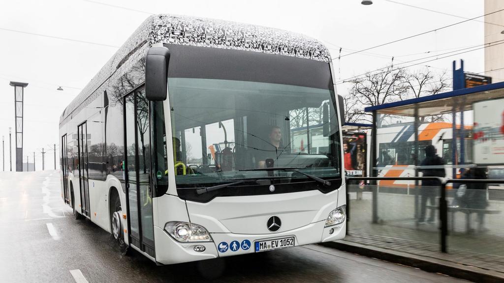 The new fully electric Citaro Flexible and tailor-made for customer applications Flexibility for the customer for individually matched performance spectrum Battery capacity High