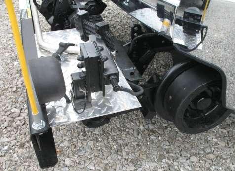 UP 7F Hydraulic hyrail with steel tread wheels (Except Spec 0602 & 0603 receive rubber wheels) and automotive sealed hub and bearing assembly In-Cab controls for raising and lowering railgear 5