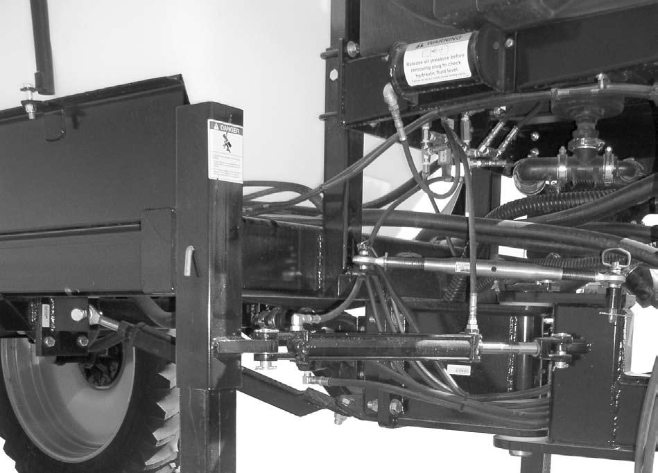 VersaTrakr/WyngTrakr Articulated Hydraulic System 0 0K ¼ NPT Brass Air Tank Valve HYD ¼ Hyd. Hose, FJICS, W Hydraulic Reservoir HYD0 ¼ Hyd.