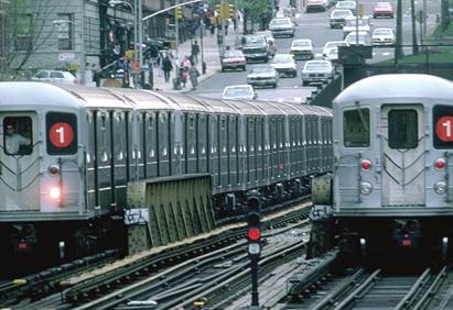 1982 A major contract with New York City for 825 subway cars positions Bombardier as the North American leader in rail transit.