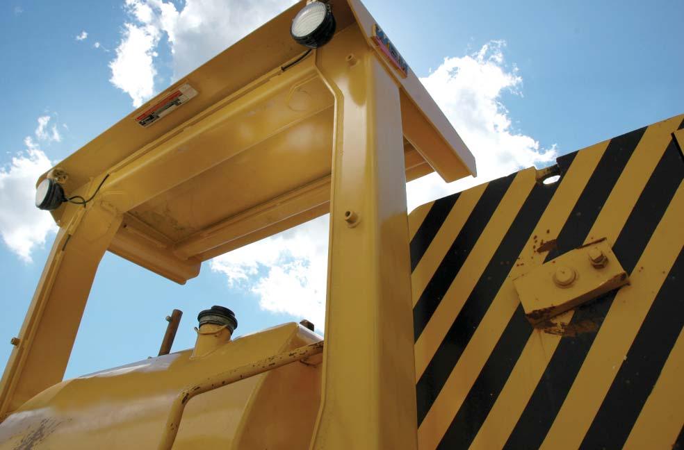 LOADER BACKHOE ATTACHMENTS THE FOLLOWING PRODUCTS ARE ALSO AVAILABLE AS LOADER BACKHOE ATTACHMENTS: Bucket Clamps (Thumbs)...pg. 5 Manual Wedge Couplers...pg. 6 Kwik-a-Tach Series Master Hitches...pg. 16 Kwik-a-Tach Master Hitches.