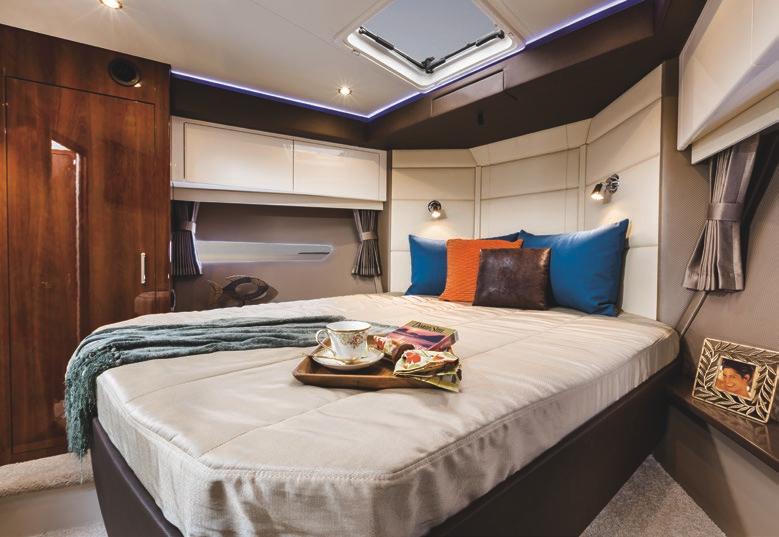 C43COUPE GUEST STATEROOM The C43 s guest stateroom features a dressing area with 6-foot, 6-inch headroom, a large hanging locker,