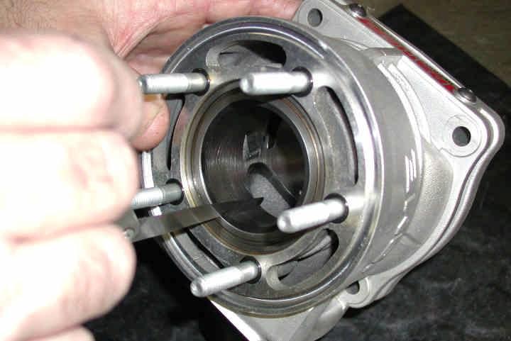 ( SEE ATTACHMENT ON MATCHING SELECTIONS BETWEEN PISTON PIN / CAGE). - INSTALL PISTON RING ON PISTON (see Fig.26).