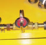 PTO oil filler 1 Engine 9 8 Pump 6 7 Fuel Tank Hydraulic Tank 2 3