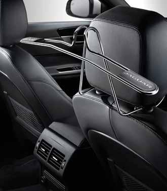 LUXURY CARPET MAT SET Luxurious, tailored 2,050g/m 2 pile front carpet mat set with embossed Jaguar logo