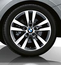 Sport model exterior equipment: 17" light alloy Star-spoke style 655 wheels with run-flat tyres Exhaust tailpipe, Dark