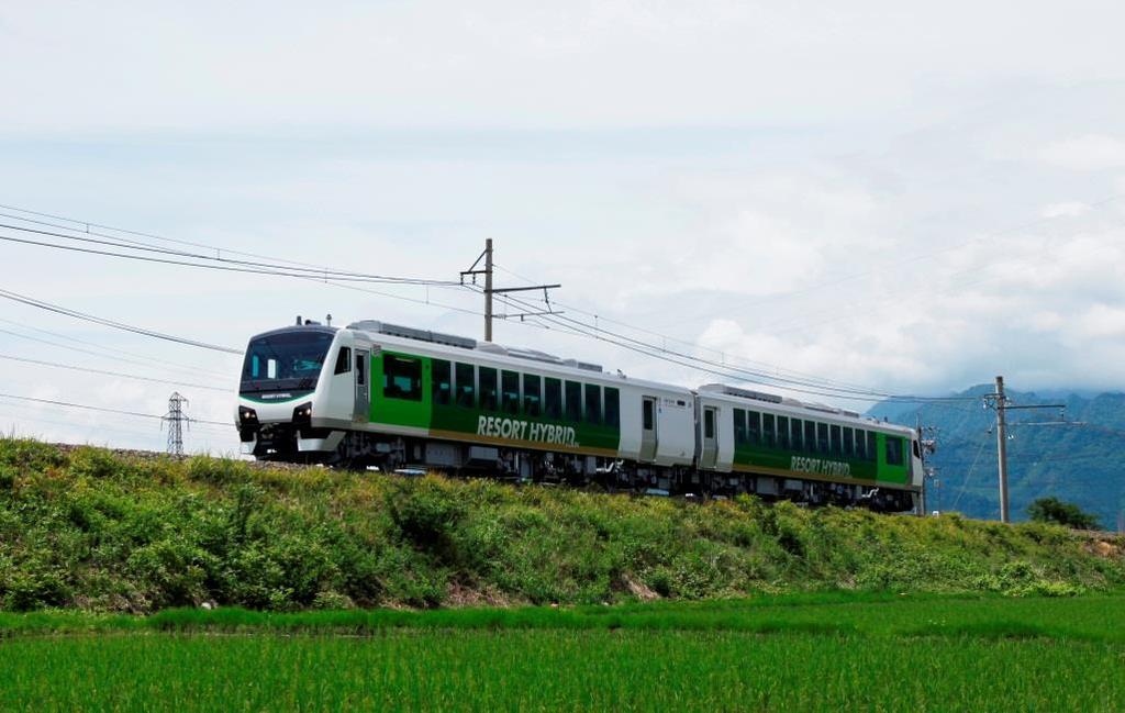 1-2 Hybrid Railcars of JR EAST Diesel Hybrid Railcar Kiha