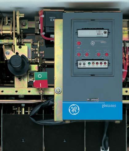 SPETRONI SP - Air circuit breakers Fixed circuit breaker 6 3 4 14 19 13 5 Description Fitted at the factory with a control panel providing an IP30 degree of protection.