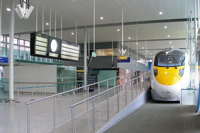 HSR1 UK: 15 Years Post Planning 2007 - Full HSR1 network opened High speed stations opened at Stratford,