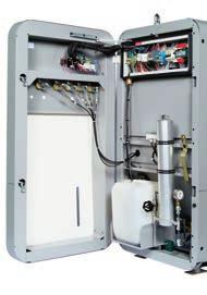 Front door: Easy access to control unit, condensate collecting tank and filter accessories.