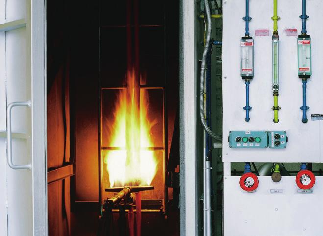 Current IEC standards envisage the following events: FLAME RETARDANT SINGLE WIRE (IEC 60332-1-2) A 1-kW flame in contact with the cable sheath for a time established in the standard should not spread.