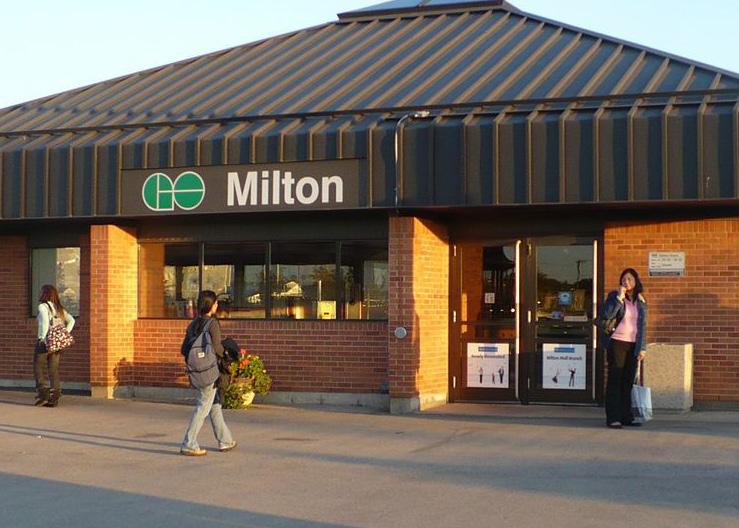 How RideCo dynamically solved the first mile and last mile transit issue METROLINX The response to the microtransit pilot was overwhelmingly positive for Metrolinx, Milton Transit and commuters.