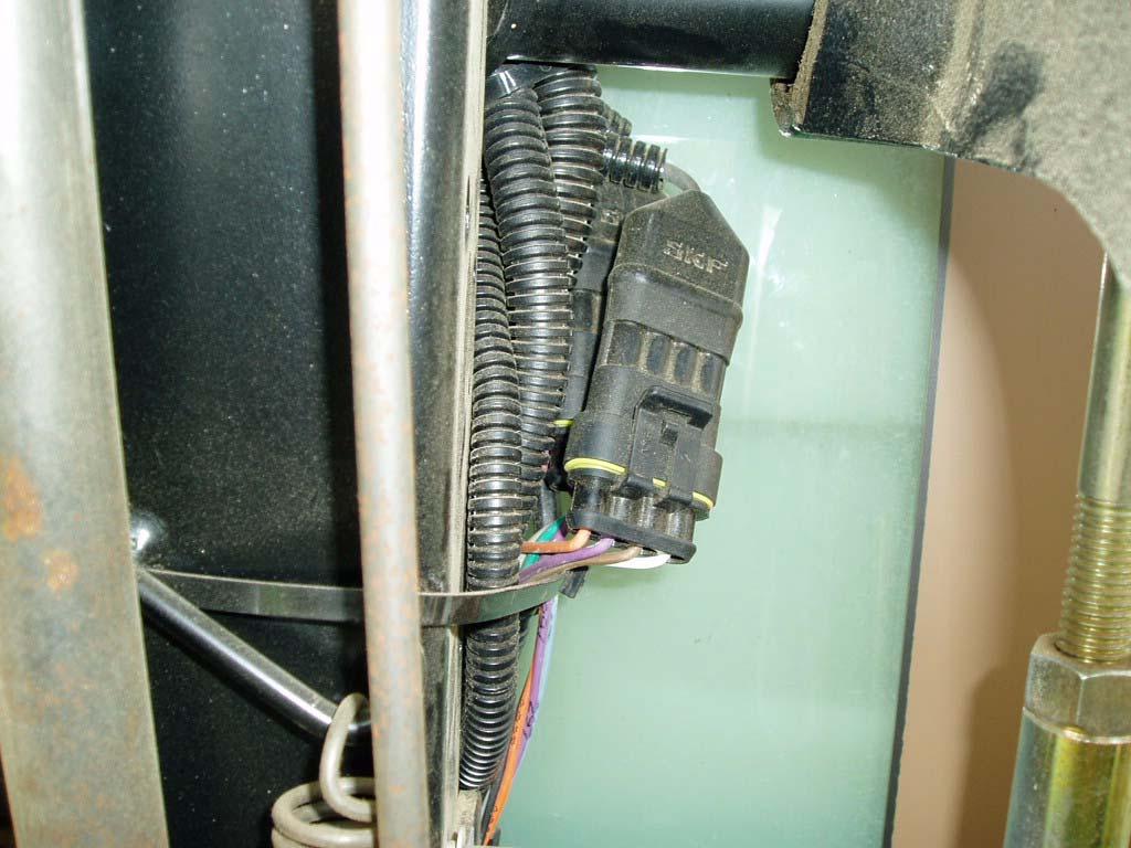 steering column JD connectors to be disconnected Unplug the two pairs of