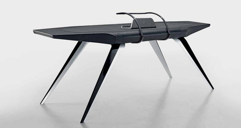 V031 desk V031 desk - 240x90xh80/96,5 cm - wooden top, aluminium legs,