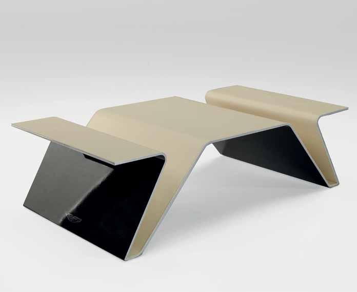 V005 table 2 sides V005 table 2 sides V005 table 1 side V005 table 2 sides - 130x70xh40 cm - aluminium, carbon fibre, leather Seta col.