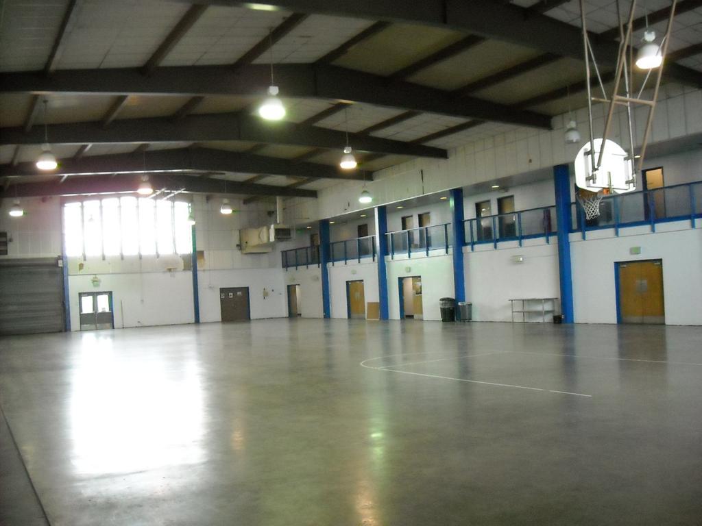 1 EXISTING CONDITIONS Incumbent high bay luminaires consist of 400 watt (W) metal halide (MH) fixtures in the main hangar bay of the AASF facility, and 250W high pressure sodium (HPS) luminaires in