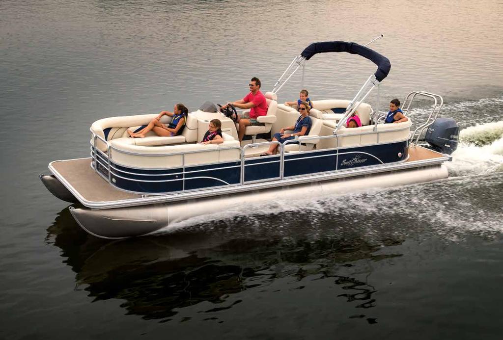 SERIES CLASSIC CRUISE Cruising, skiing and all-around family fun Host up to 14 on a Classic Cruise model built for quality