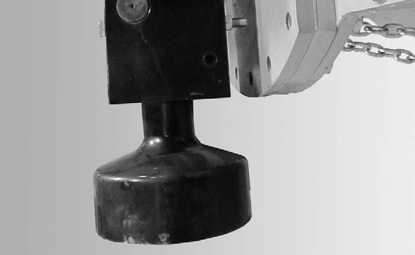 [Figure 4] 3 Figure 4 Install retaining bolt and tighten nut (Item ).