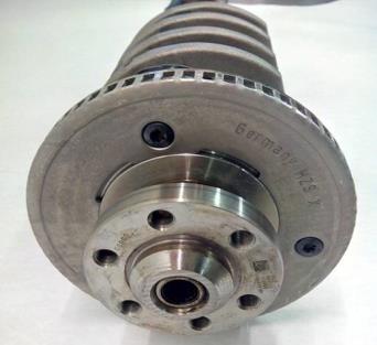 shell bearings) 50,6 mm +/- 0.01 mm d) Longueur entre axes e) Poids minimum Lenght between the axes 144 +/- 0.