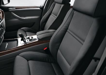 Enjoy the added seating comfort of lumbar support; the conven ience of a Universal garage-door opener; and the peace of mind of BMW Assist with Bluetooth wireless com mun ication system.