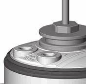 Screw the guide element to the actuator cover (maximum torque: 5 Nm). Screw switch spindle onto the spindle extension. To do this, there is a slot on the upper side (maximum torque: 1 Nm).