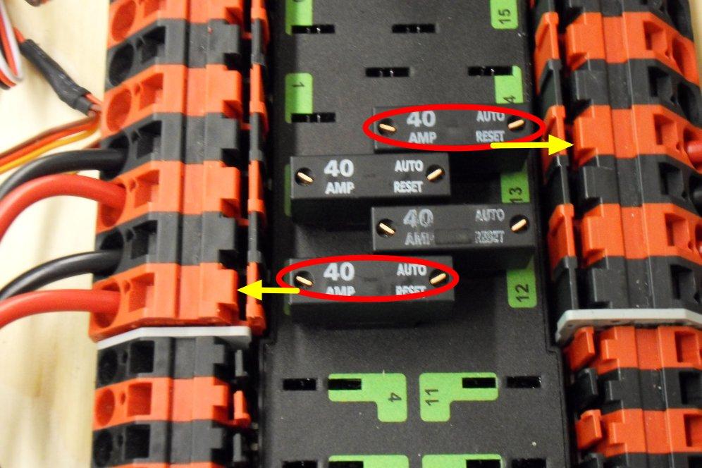 3. Strip the 18AWG red wire and insert into the "La" terminal and tighten the terminal. 4. Cut and strip the other end of the 18AWG wire to insert into the "Lb" terminal 5.