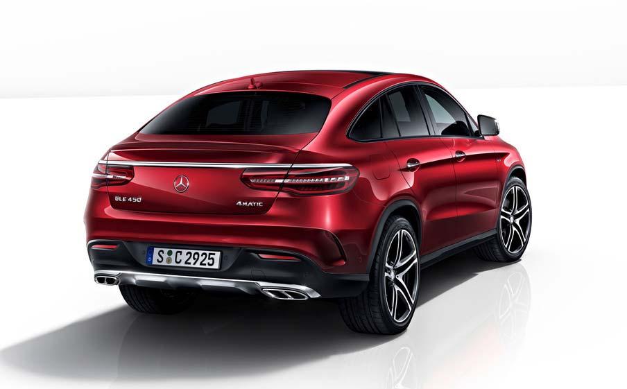 GLE 450 AMG 4MATIC Coupe Exterior Design AMG badge on the front
