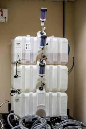 Dedicated filtration per container ensures no cross-contamination of fluids, while desiccant breathers