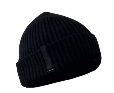 Renault Corporate Cap You'll look great with its classic shape (6 panels, moulded sandwich visor), an array