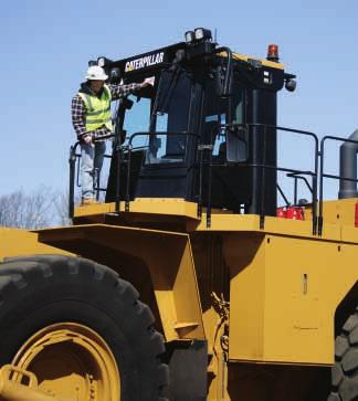 An optional rear vision camera with 178 mm (7 in) in-cab color display monitor is available to give a close view of behind the wheel dozer. Optional Windshield Cleaning Platform.