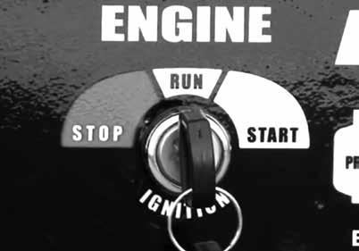 5. Turn engine switch to RUN When the engine starts, allow the engine switch to return to the RUN position. 6. Open choke Push the choke to the OPEN position as the engine warms up.