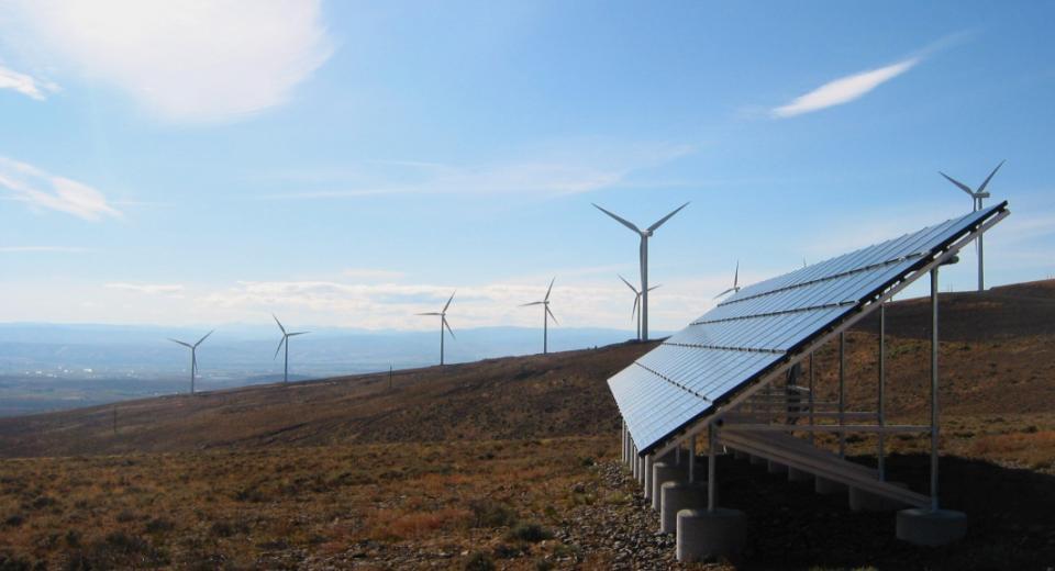 Wild Horse Wind & Solar Facility WIND - 273 megawatts (MW) of electricity SOLAR