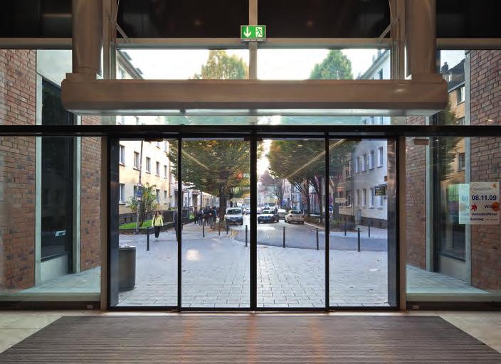 TST FLEX WIT FLEX FINE-FRAME PROFILES Features Attractive glass surfaces thanks to slender frames igh stability and torsional rigidity Low damping behaviour (k-value) of frame due to ISO glazing