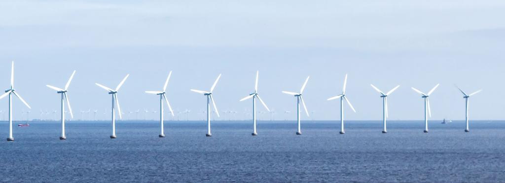 ABB ABILITY DERMS 7 Wind Global Wind Energy Council (GWEC) estimates that the cumulative installed capacity of wind could hit 800 GW by 2021. GWEC projects that by 2030 wind power could reach 2.