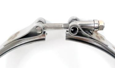 Each clamp is made from corrosion resistant stainless steel and contains a high strength latch for durability.