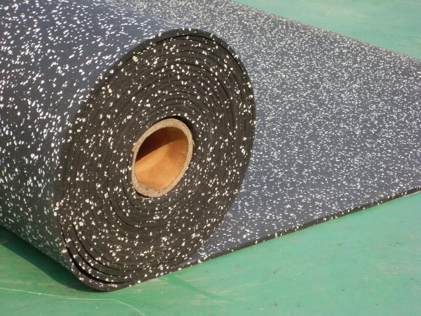 ANTI SLIP MATS With the use of anti-slip rubber, a higher coëfficiënt of friction for the cargo is realised, thus avoiding the disastrous shifting of the load.