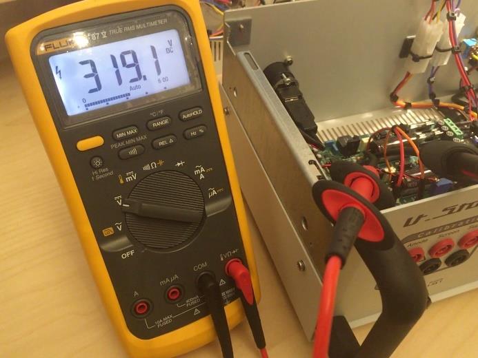 Now, after start the measurement, the capacitor charges up, until reaches the 300V + Vidle, in that