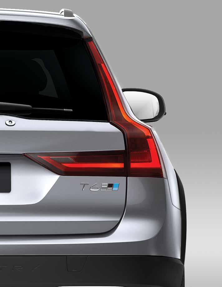 VOLVO V90 Cross Country ACCESSORIES 61 POLESTAR ENGINEERED OPTIMIZATIONS Polestar engineers have taken a holistic approach to form a complete software solution that takes your driving to a new level.